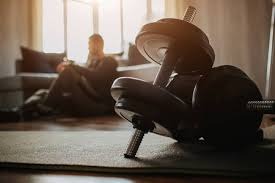 若有所指？道格拉斯-路易斯在社交媒体发文：愿上帝宽恕坏人